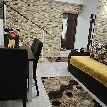 Apartment F&c *